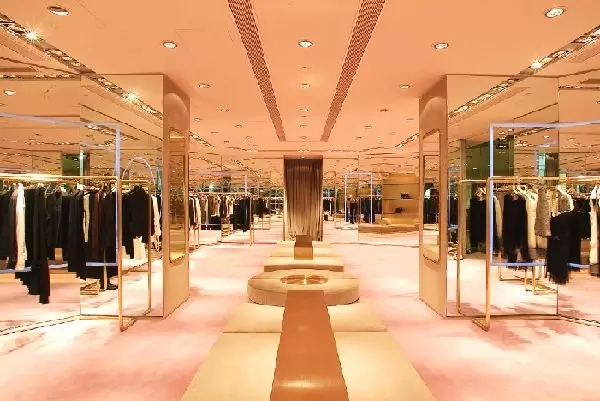 招商必备!32个最火的国际二线服装品牌都在这