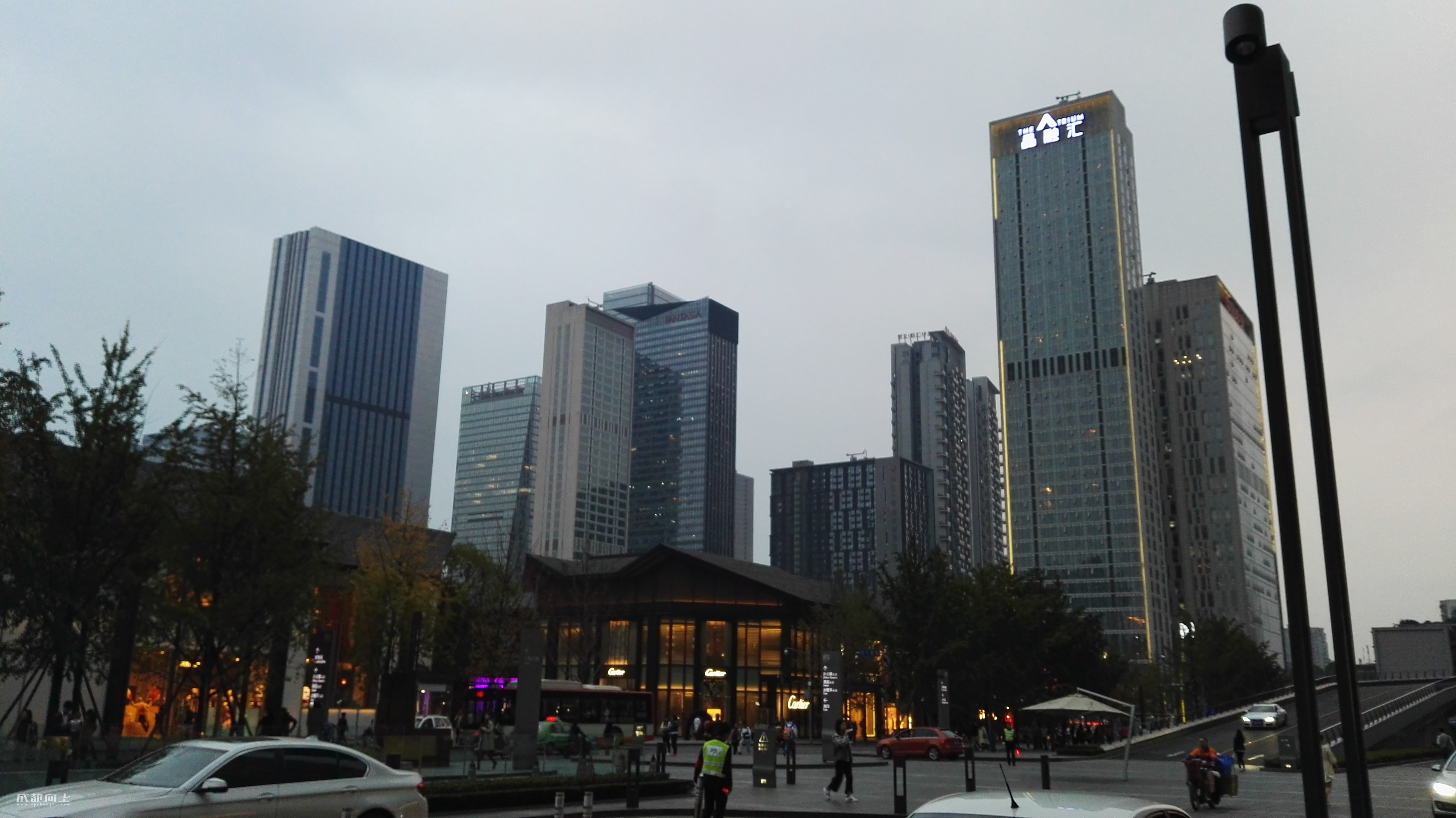 随手拍的成都街景照片,欢迎大家也来分享。_百