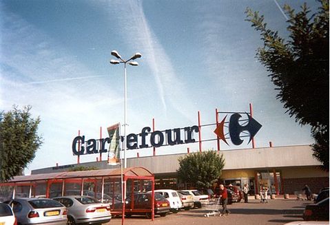 法国家乐福业绩不佳CEO丹尼尔.伯纳德辞职