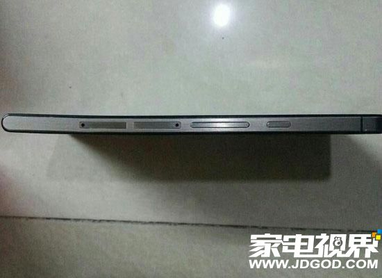 华为P6被指模仿iPhone 做工差导致机身变形